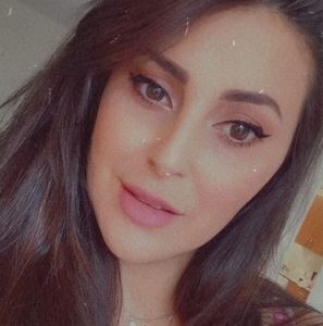 Meet your Posher, Nossra